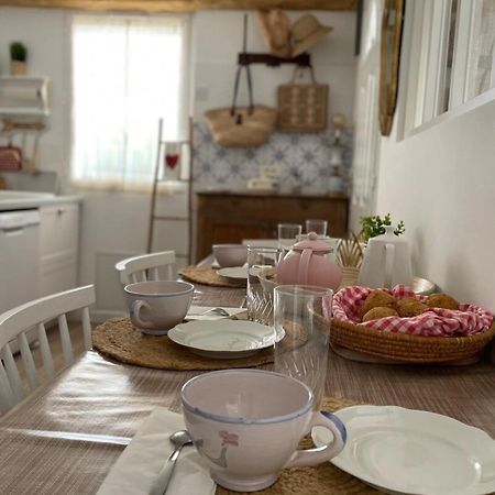 Charming Air-Conditioned One-Bedroom 150M From Cavaliere Beach Le Lavandou Bagian luar foto